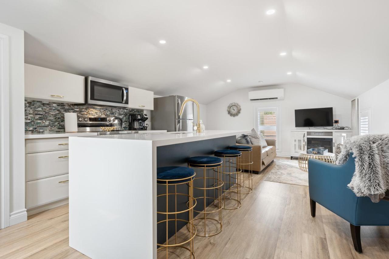 Luxe Lodges On Lake Erie 포트 도버 외부 사진