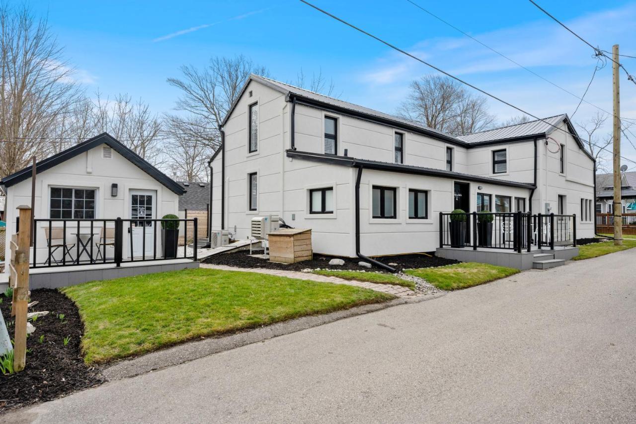 Luxe Lodges On Lake Erie 포트 도버 외부 사진