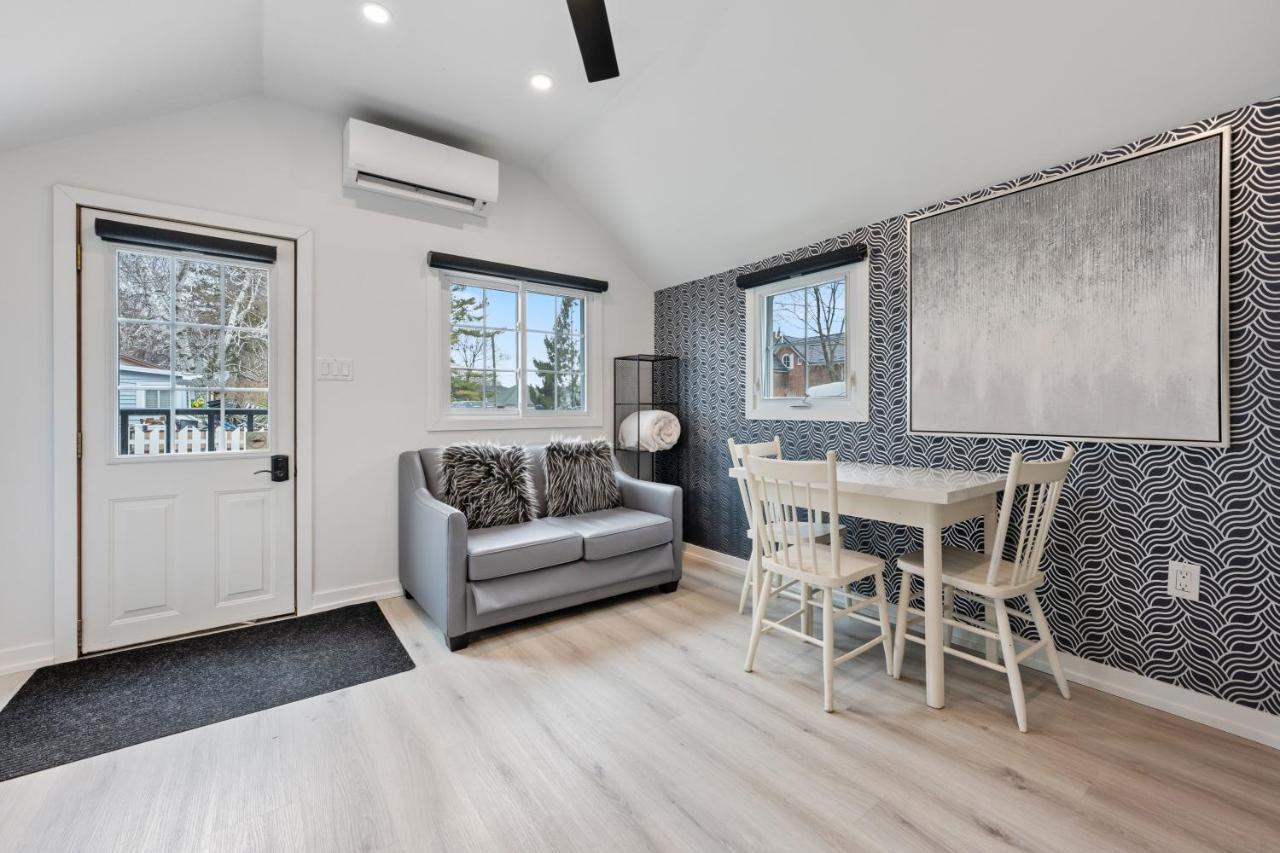 Luxe Lodges On Lake Erie 포트 도버 외부 사진